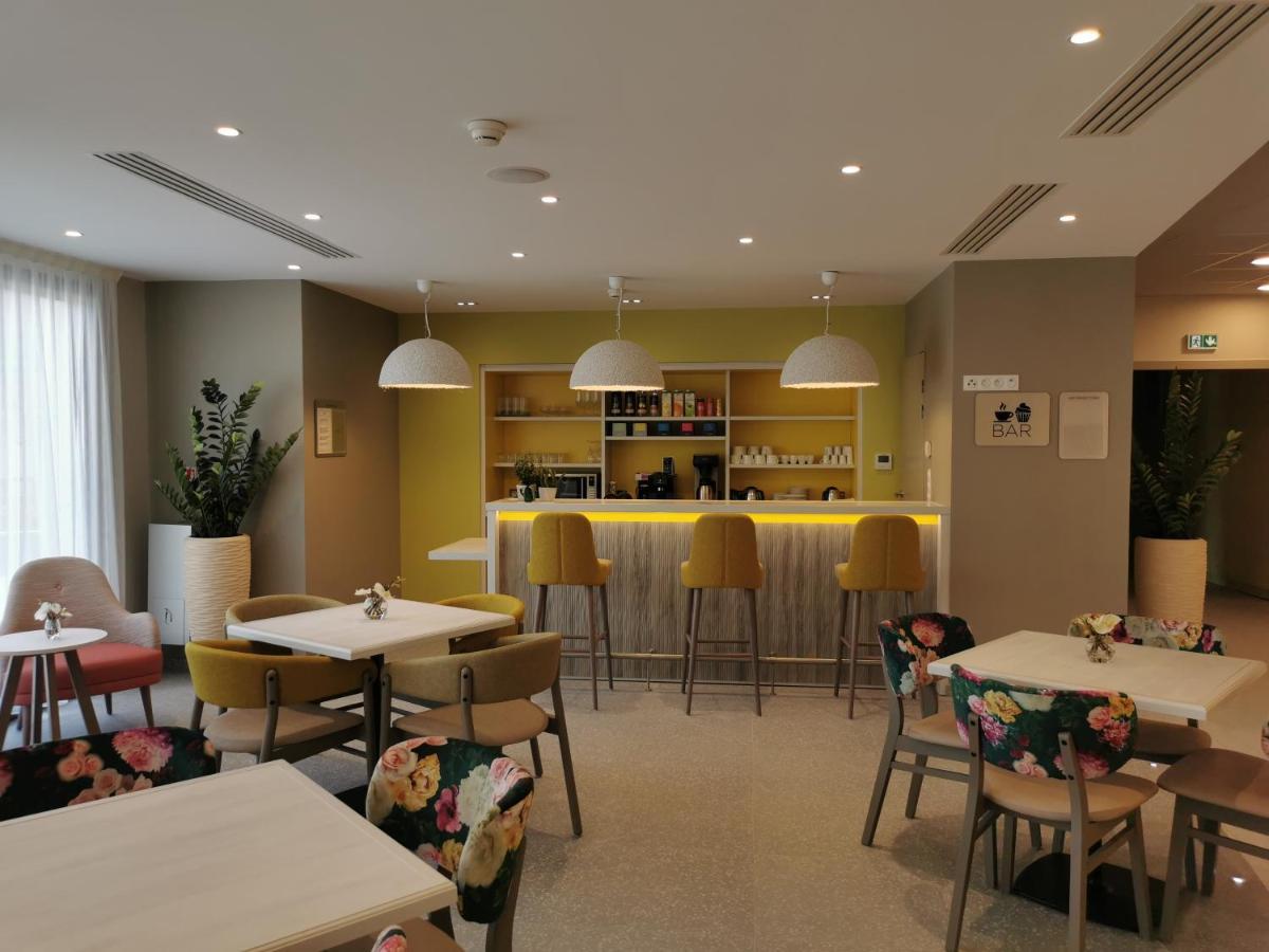 Residence Service Senior Domitys Les Alexis Montélimar Exteriör bild