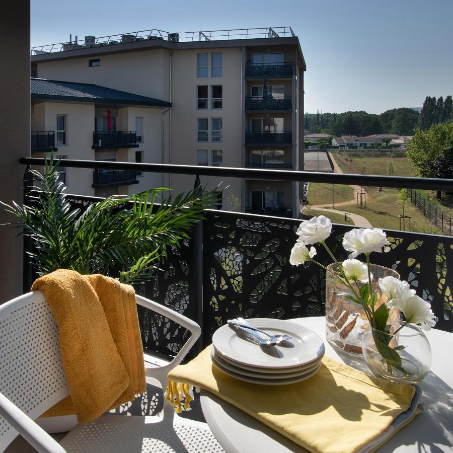 Residence Service Senior Domitys Les Alexis Montélimar Exteriör bild