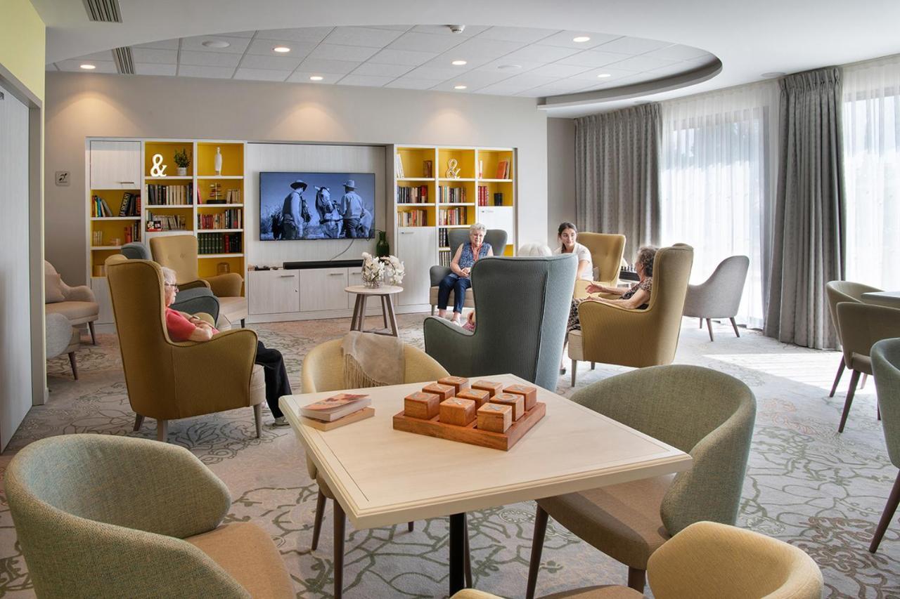 Residence Service Senior Domitys Les Alexis Montélimar Exteriör bild